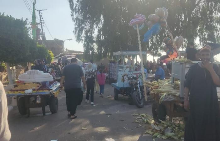 حديقة شجرة الدر بالمنصورة تستقبل 37 ألف مواطن خلال عيد الأضحى (صور)الثلاثاء 18/يونيو/2024 - 10:01 م
استقبلت حديقة شجرة الدر بمدينة المنصورة 22 ألف مواطن على مدار أيام عيد الأضحى المبارك.