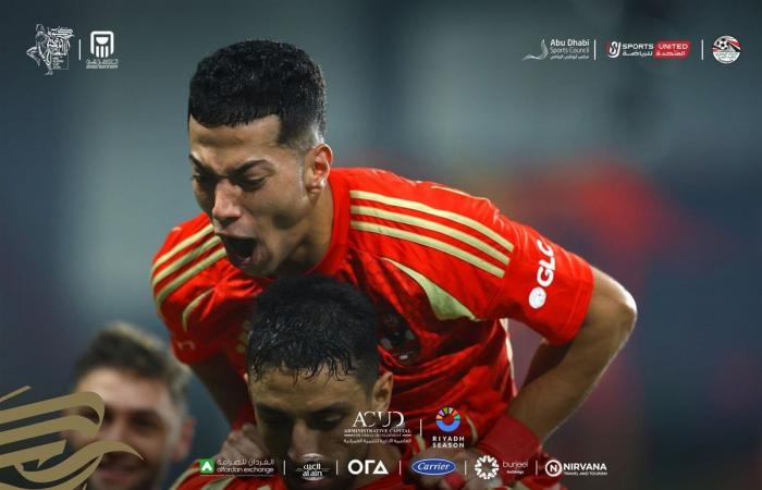 كولر: هدفنا رد الاعتبار أمام الزمالك بعد الخسارة في مباراة السوبر الأخيرةالأحد 20/أكتوبر/2024 - 11:31 م
عبر مارسيل كولر المدير الفني للفريق الأول لكرة القدم بالنادي الأهلي عن سعادته بالفوز علي سيراميكا كليوباترا والتأهل لمواجهة الزمالك في نهائي السوبر المصري