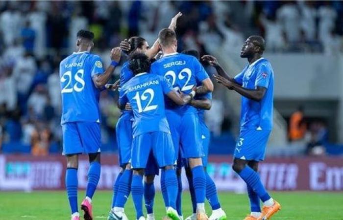 الهلال يعادل سلسلته التاريخية في الدوري السعودي بعد تخطي التعاونالسبت 26/أكتوبر/2024 - 11:57 م
عادل الهلال السعودي، سلسلته التاريخية المتعلقة بعدم الخسارة على أرضه في الدوري السعودي للمحترفين، وذلك بعدما تفوق على التعاون، بهدفين دون رد، مساء السبت، ضمن الجولة الثامنة من عمر المسابقة.