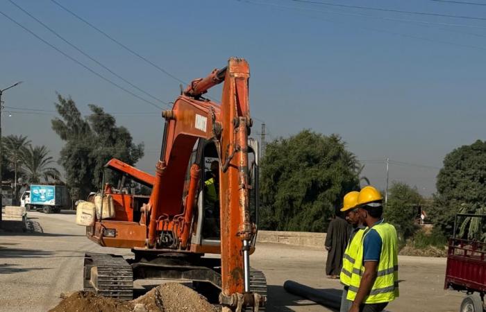 للقضاء على ضعف المياه، تدعيم خطوط مياه الشرب للمنطقة الصناعية بالأحايوة بسوهاجالإثنين 28/أكتوبر/2024 - 06:33 م
اكد المهندس محمد صلاح الدين عبد الغفار رئيس مجلس إدارة شركة مياه الشرب والصرف الصحى بسوهاج انه تم الانتهاء من تدعيم خطوط مياه الشرب للمنطقة الصناعية