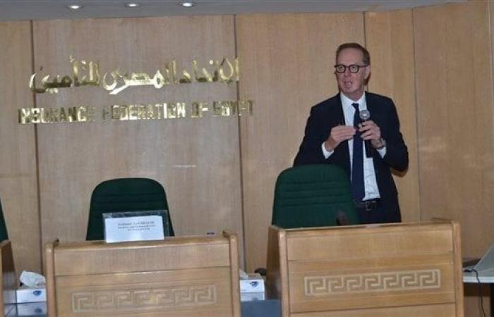 الاتحاد المصري للتأمين ينظم ورشة عمل بالتعاون مع الهيئة العامة للرقابة المالية وجامعة القاهرةالجمعة 01/نوفمبر/2024 - 06:23 م
نظم الاتحاد المصري للتأمين يوم الخميس الموافق 31 أكتوبر 2024 ورشة عمل بالتعاون والتنسيق مع الهيئة العامة للرقابة المالية وكلية التجارة بجامعة القاهرة، وتأتي هذه الورشة ضمن جهود الاتحاد المستمرة لتعزيز المعرفة وتنمية القدرات في مجال العلوم الاكتوارية وتطبيقاتها، حيث استضافت الورشة البروفسور جان داين