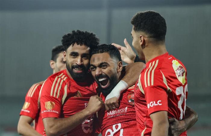 وسام أبو علي أفضل لاعب في مباراة الأهلي وسيرامكيا بالدوريالسبت 02/نوفمبر/2024 - 10:15 م
وفاز فريق الأهلي على نظيره سيراميكا كليوباترا بنتيجة 5-2 في المباراة التي جمعتهما على ستاد السلام، في الجولة الأولى من بطولة الدوري المصري الممتاز.