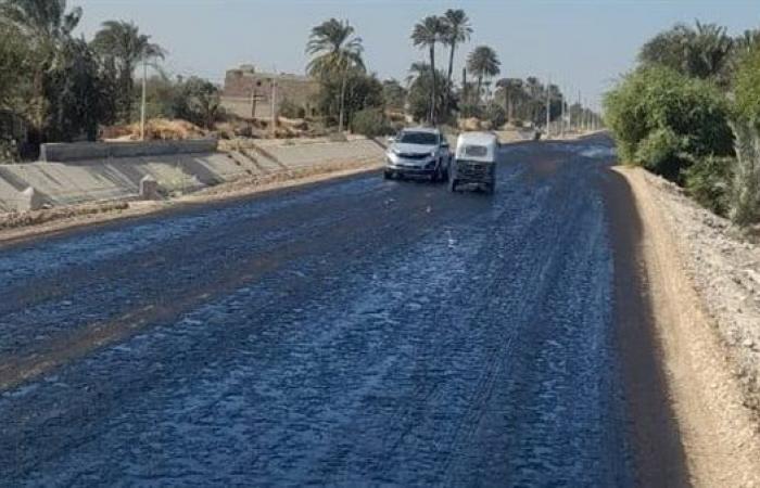 رصف طريق ترعة نجع حمادي الزراعي بأسيوطالإثنين 04/نوفمبر/2024 - 12:04 م
أعلن اللواء دكتور هشام أبو النصر محافظ أسيوط عن رصف طريق ترعة نجع حمادي (صدفا -أبوتيج) الزراعي الداخلي ضمن الجهود المبذولة لتيسير حركة المواطنين والمركبات وتسهيل النقل والانتقال برفع كفاءة الطرق