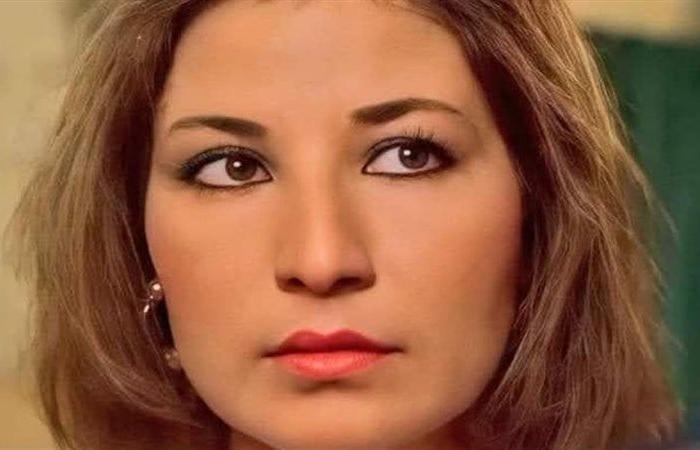 جالا فهمى، حياة مثيرة لفنانة متحررة ونهاية مأساوية، وهذا عدد زيجاتها بينهم موسيقار شهيرالأربعاء 06/نوفمبر/2024 - 08:58 ص
واحد وستين عام اليوم ذكرى ميلاد الفنانة جالا فهمى التى عانت الكثير فى حياتها مرة من اتهامها بالعرى فىاعمالها ومرة بأنه لو ان والدها اشرف فهمى ماكانت دخلت التمثيل وانتهى الامر بإصابتها بالاكتئاب