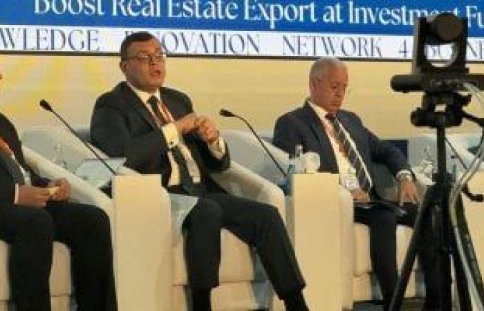 وزير الإسكان: 5 مليار دولار تكلفة تطوير المناطق العشوائية الخطرة