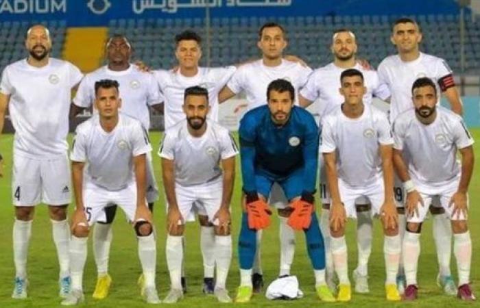 طلائع الجيش يفوز على غزل المحلة 3-2 في مباراة مثيرة بالدوري الممتازالخميس 07/نوفمبر/2024 - 07:21 م
غزل المحلة ضد طلائع الجيش في المباراة التي جرت مساء اليوم الخميس، على استاد غزل المحلة، ضمن الجولة الثانية من الدوري الممتاز.