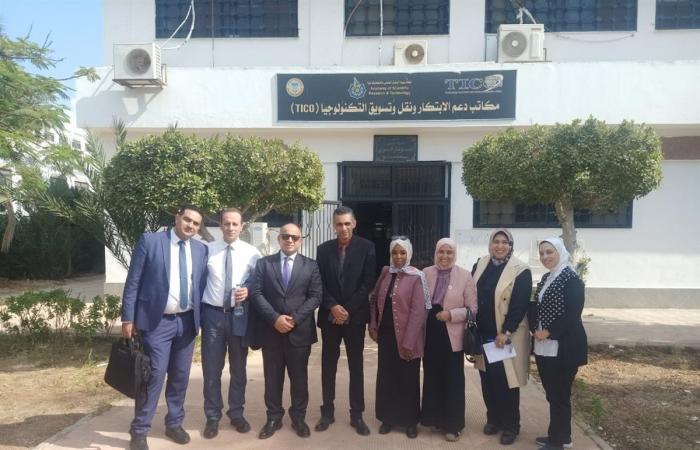 جامعة القناة تنظم ندوة حول حماية حقوق الملكية الفكرية ضمن فعاليات أسبوع ريادة الأعمالالجمعة 08/نوفمبر/2024 - 06:29 م
في إطار الجهود التي تقوم بها جامعة قناة السويس للعمل على دعم وتطوير مهارات طلاب الكليات المختلفة وتهيأتهم لسوق العمل