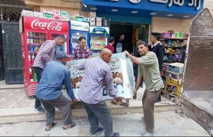 رفع 555 حالة إشغال طريق خلال أسبوع في الإسماعيلية (صور)الجمعة 15/نوفمبر/2024 - 12:52 م
في إطار تنفيذ توجيهات اللواء أكرم محمد جلال محافظ الإسماعيلية، لكافة الوحدات المحلية بتكثيف جهودها في إزالة كافة الإشغالات والمعوقات التي تعيق الحركة المرورية.