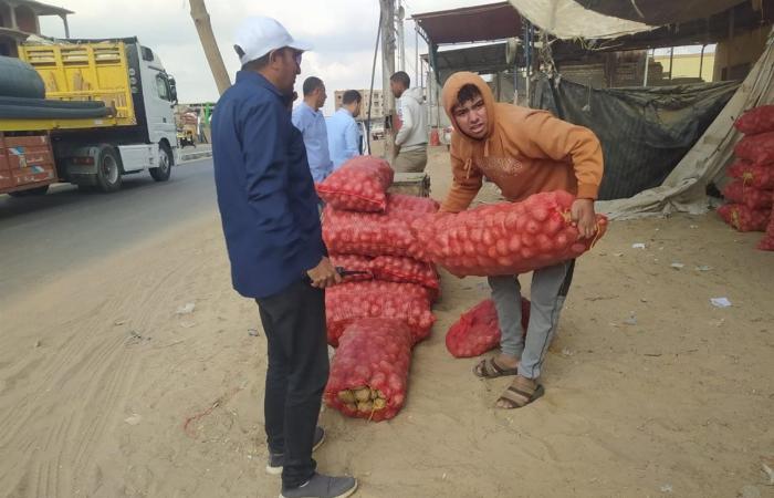 رفع 555 حالة إشغال طريق خلال أسبوع في الإسماعيلية (صور)الجمعة 15/نوفمبر/2024 - 12:52 م
في إطار تنفيذ توجيهات اللواء أكرم محمد جلال محافظ الإسماعيلية، لكافة الوحدات المحلية بتكثيف جهودها في إزالة كافة الإشغالات والمعوقات التي تعيق الحركة المرورية.