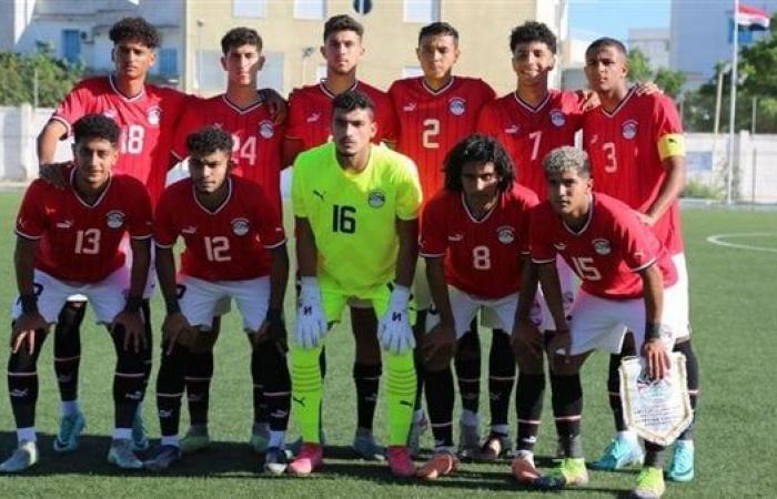 موعد مباراة منتخب الشباب وليبيا في دورة شمال إفريقيا والقناة الناقلةالإثنين 18/نوفمبر/2024 - 10:26 ص
سقط منتخب مصر للشباب مواليد 2005 في فخ التعادل الإيجابي بهدف لكل منهما، في اللقاء الذي جمع الفريقين على ستاد هيثة قناة السويس