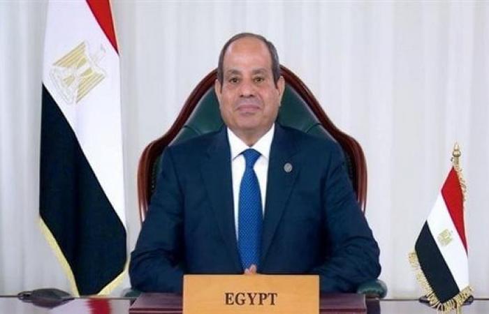 السيسي: "حياة كريمة" يهدف لتحسين مستوى معيشة نصف سكان مصر بالمناطق الريفيةالإثنين 18/نوفمبر/2024 - 07:54 م
قال الرئيس السيسي : نشير إلى جهودنا الوطنية الحثيثة في مجال التنمية البشرية ومن ضمنها مشروع حياة كريمة العملاق الذي يهدف لتحسين مستوى معيشة نصف سكان مصر