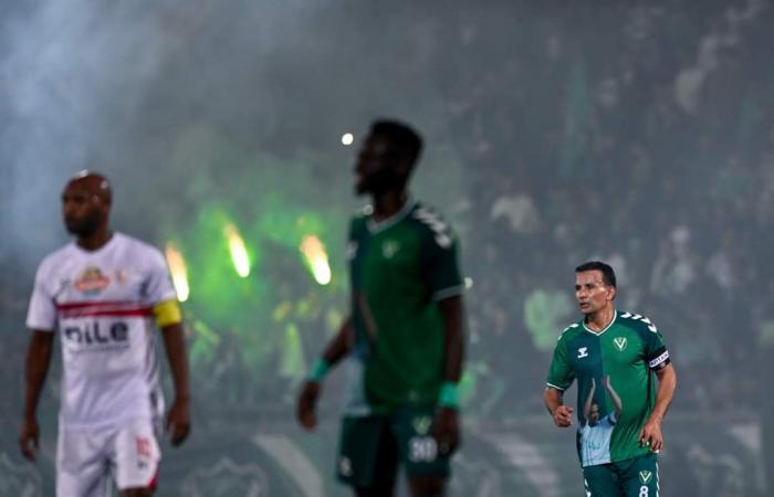 الزمالك، محمد حمدي يخوض تدريبات تأهيلية بالكرةالإثنين 18/نوفمبر/2024 - 04:45 م
يستعد فريق الزمالك لخوض مباراة المصري في الجولة الثالثة لمسابقة الدوري الممتاز، المقرر لها يوم 23 نوفمبر الجاري بستاد الجيش ببرج العرب.