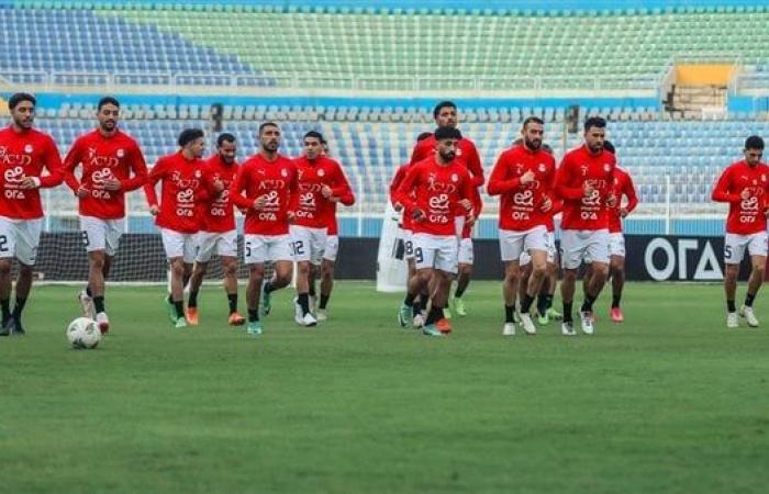 اليوم، مران مفتوح لمنتخب مصر استعدادا لبتسواناالإثنين 18/نوفمبر/2024 - 09:28 ص
تقدم طاهر محمد طاهر لمصر في الدقيقة 31، وتعادل ريان مينديز للرأس الأخضر في الدقيقة 63