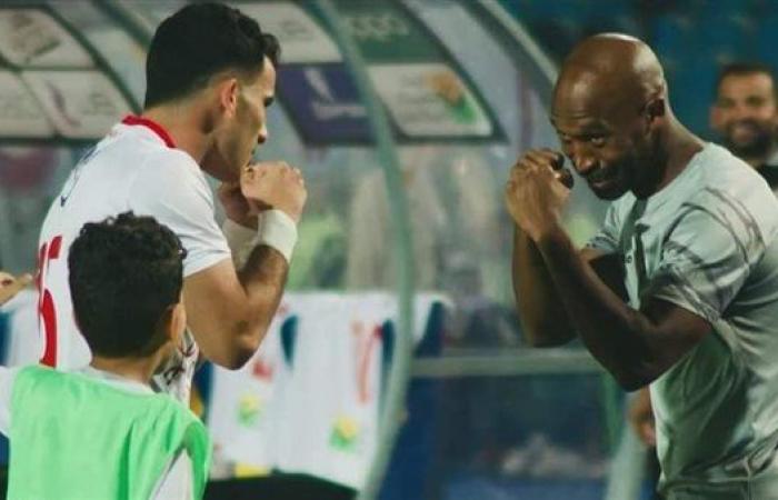 شيكابالا يعلق على غضب لاعبي الزمالك حال التجديد لزيزو براتب ضخمالثلاثاء 19/نوفمبر/2024 - 01:56 ص
تحدث محمود عبد الرازق شيكابالا قائد الفريق الأول لكرة القدم بنادي الزمالك عن تجديد عقد زميله في الفريق أحمد سيد زيزو.