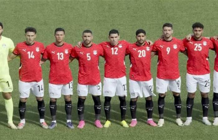 مصطفى شوبير يقود تشكيل منتخب مصر أمام بوتسوانا بتصفيات أمم إفريقياالثلاثاء 19/نوفمبر/2024 - 04:01 م
منتخب مصر ، اعلن حسام حسن المدير الفني لمنتخب مصر الأول لكرة القدم، تشكيلة الفراعنة الأساسية أمام بوتسوانا، في اللقاء المقرر إقامته اليوم الثلاثاء على استاد الدفاع الجوي في الجولة الختامية لتصفيات أمم إفريقيا 2025 المقرر إقامتها في المغرب. تشكيل منتخب مصر أمام بوتسوانا وجاء التشكيل كالتالي: