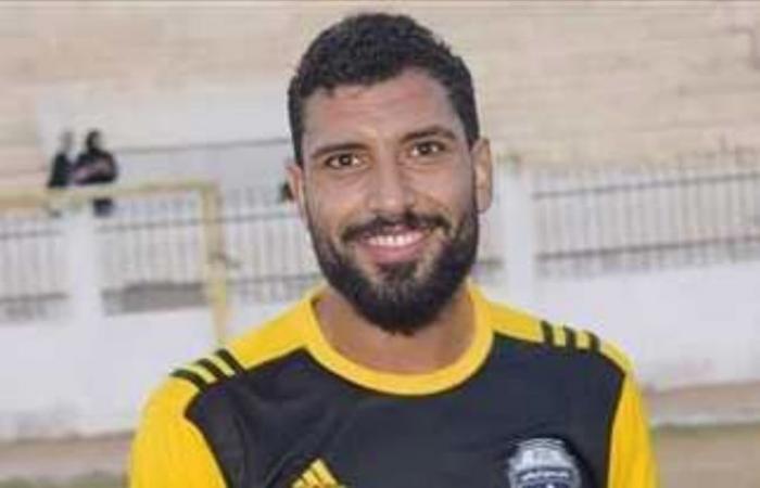 لحق بـ أحمد رفعت، جمال شعبان يكشف سر وفاة اللاعب محمد شوقيالثلاثاء 19/نوفمبر/2024 - 12:22 م
كشف الدكتور جمال شعبان، العميد السابق لمعهد القلب القومي، عن سر وفاة لاعب كفر الشيخ محمد شوقي، الذي توفى فجر اليوم، بعد توقف قلبه على جهاز التنفس الصناعي