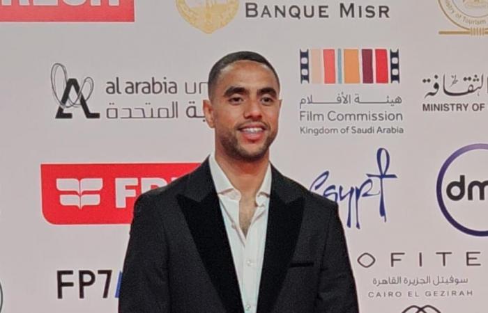 نجوم الفن والرياضة المغاربة يدعمون فيلم "أنا مش أنا" بعد عرضه فى مهرجان القاهرة