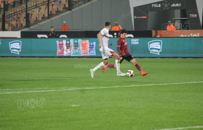 إسلام عيسى يحرز هدف سيراميكا الأول في مرمى الزمالكالخميس 19/ديسمبر/2024 - 08:15 م
الزمالك ضد سيراميكا في المبارة التي تقام على استاد القاهرة الدولي، في الجولة الخامسة من الدوري المصري الممتاز.