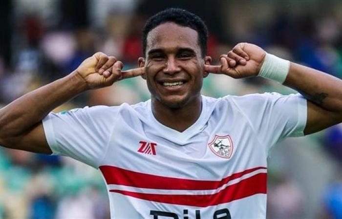 شاهد، رد فعل شلبي والجزيري عقب استبدالهما في مباراة الزمالك وسيراميكاالخميس 19/ديسمبر/2024 - 11:50 م
رصدت عدسة فيتو، رد فعل سيف الدين الجزيري ومصطفى شلبي عقب استبدالهما في مباراة الأبيض وسيراميكا كليوباترا في الدوري الممتاز.