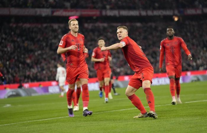 الدوري الألماني، بايرن ميونخ يتقدم على لايبزيج بثلاثية بالشوط الأول (صور)الجمعة 20/ديسمبر/2024 - 10:24 م
تقدم فريق بايرن ميونخ علي نظيره لايبزيج بثلاثة أهداف مقابل هدف في الشوط الأول من المباراة التي تجمعهما، اليوم، ضمن منافسات الجولة الخامسة عشرة من بطولة الدوري الألماني.