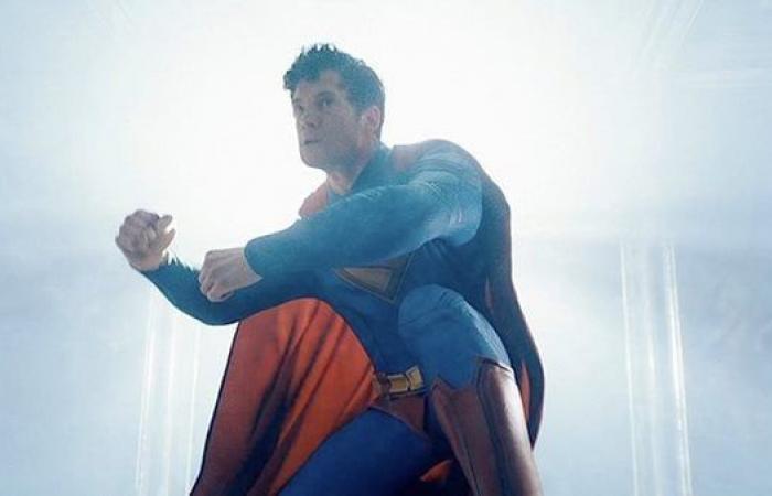 جيمس جان يتحدث عن اختلاف الموسيقى في فيلم Supermanالأربعاء 25/ديسمبر/2024 - 10:36 ص
Superman، تحدث رئيس شركة DC، والمخرج جيمس جان، عن إختلاف الموسيقى في فيلم Superman، بشكل كبير عن أفلامه السابقة.