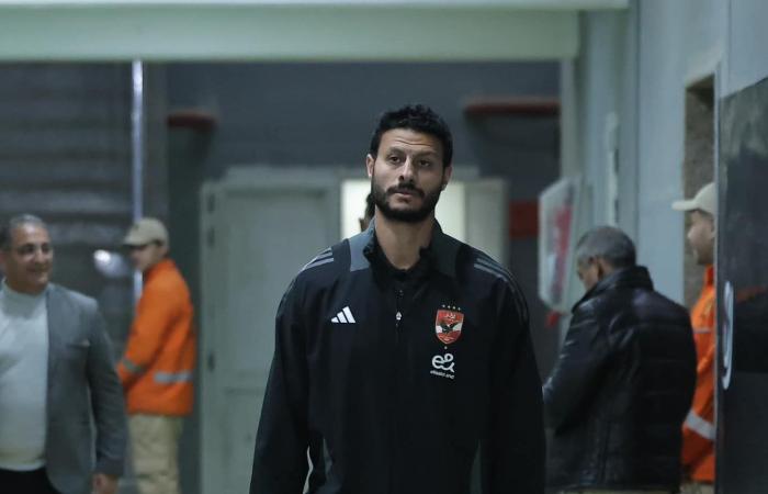 شاهد وصول الأهلي إلى برج العرب لمواجهة المصري في الدوري