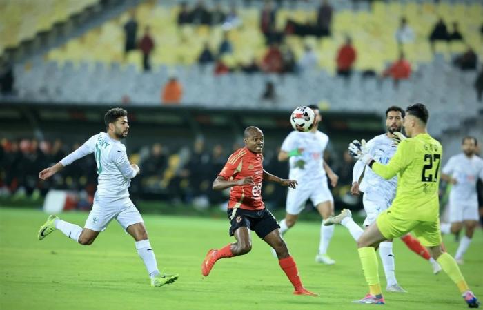 الأهلي يفوز على المصري 0/2 في الدوري الممتاز (صور)الخميس 26/ديسمبر/2024 - 10:06 م
حقق النادي الأهلي، فوزا صعبا علي حساب نظيره المصري البورسعيدي بهدف نظيف في المباراة التي جمعت بينهم اليوم الخميس، على ملعب “برج العرب” في المباراة التي تجمع بينهما ضمن منافسات الجولة السادسة