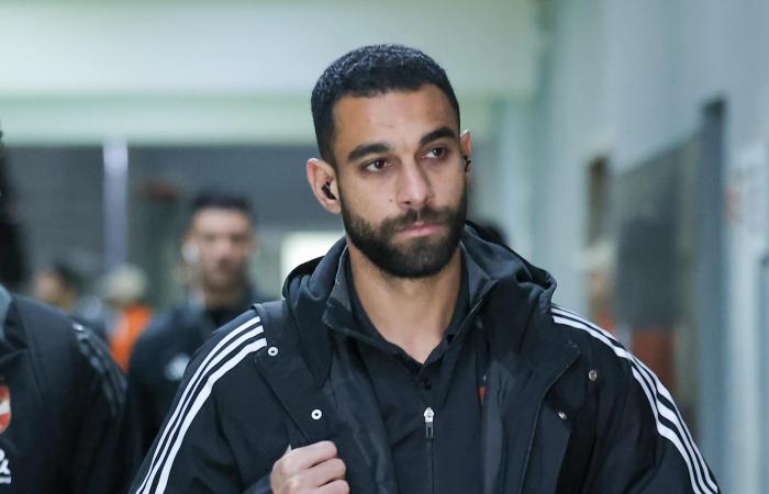 شاهد وصول الأهلي إلى برج العرب لمواجهة المصري في الدوري