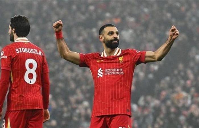 محمد صلاح يكتب رقما تاريخيا جديدا في الدوري الإنجليزيالجمعة 27/ديسمبر/2024 - 12:53 ص
نجح محمد صلاح، نجم نادي ليفربول في تعزيز أرقامه القياسية في الدوري الإنجليزي الممتاز، وذلك بالهدف الذي سجله في مباراة فريقه أمام ليستر سيتي.