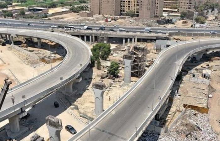 مصدر أمني يكشف حقيقة انتشار البلطجة وسرقة سيدة أعلى محور عمرو بن العاص بالجيزةالسبت 28/ديسمبر/2024 - 12:05 م
نفى مصدر أمنى بوزارة الداخلية ، صحة ما ورد بمقطع فيديو تم تداوله بإحدى الصفحات التابعة لجماعة الإخوان الإرهابية بشأن إدعاء أحد الأشخاص بانتشار السرقات وأعمال البلطجة أعلى محور عمرو بن العاص بمحافظة الجيزة، والزعم بتعرضه وسيدة أخرى كانت متوقفة بسيارتها أعلى المحور لمحاولة سرقة بالإكراه.