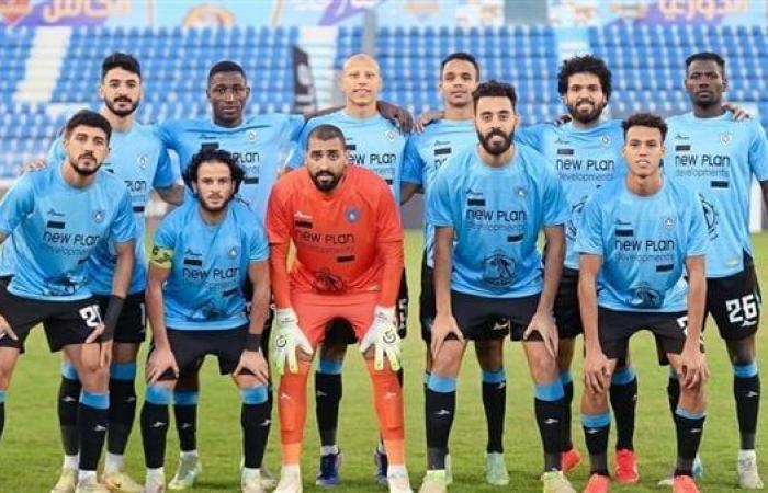 موعد مباراة غزل المحلة والبنك الأهلي بالدوري المصريالأربعاء 01/يناير/2025 - 12:52 م
وتقام مباراة المصري وفاركو يوم 16 يناير في السابعة مساء باستاد السويس الجديد.