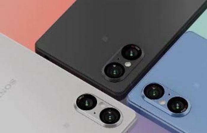 هاتف سوني Xperia 5 V يبدأ رسميًا في تلقي تحديث Android 15