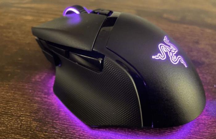 مراجعة لفارة Razer Basilisk V3 Pro 35K وقاعدة RAZER MOUSE DOCK PRO