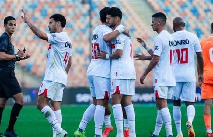 موعد مباراة الزمالك وإنيمبا النيجيري في الكونفدرالية والقنوات الناقلةالأحد 19/يناير/2025 - 08:15 ص
يستضيف الفريق الأول لكرة القدم بنادي الزمالك بقيادة السويسري كريستيان جروس، نظيره إنيمبا النيجيري اليوم الأحد الموافق 19 يناير الجاري باستاد القاهرة الدولي، في الجولة السادسة لمباريات دور المجموعات