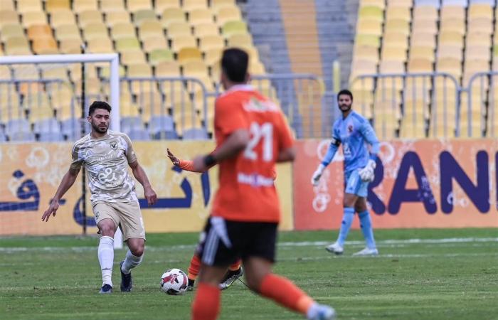 الدوري المصري، تعادل الأهلي وفاركو 1/1 في الشوط الأولالأربعاء 22/يناير/2025 - 04:59 م
مباراة قوية تجمع الأهلي وفاركو، على ملعب استاد برج العرب ضمن منافسات الجولة التاسعة من بطولة الدوري المصري الممتاز.