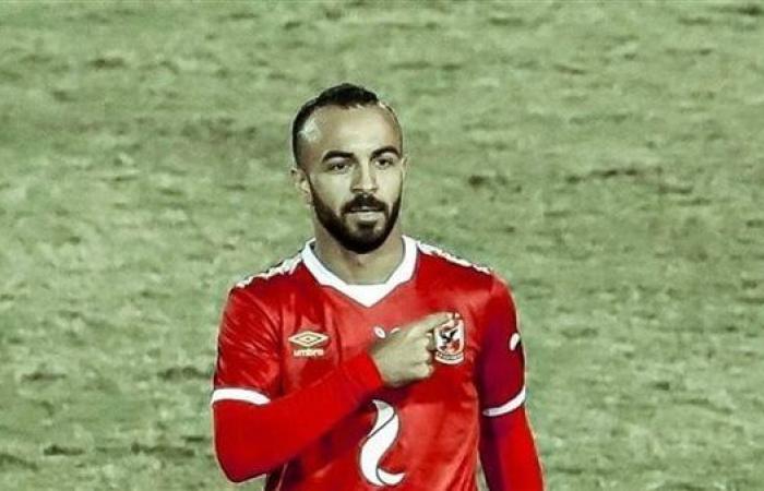 تفريغ محادثات رجل أعمال متهم بالنصب على اللاعب محمد مجدي أفشةالخميس 23/يناير/2025 - 07:18 م
استعجلت نيابة القاهرة الجديدة، تفريغ محادثات الهاتف الخاصة برجل الأعمال “ر.ح.ر” المتهم بالنصب على اللاعب محمد مجدي أفشة ، وذلك لكشف ملابسات الواقعة. وكان محمد مجدى أفشة، لاعب النادي الأهلي، تقدم ببلاغ يتهم خلاله رجل أعمال بالنصب عليه في منطقة التجمع، والاستيلاء على مبلغ 13 مليون جنيه، نظير جلب سيارة