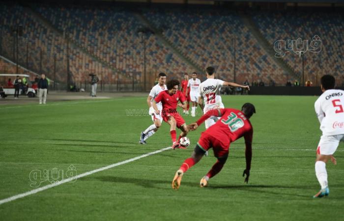 مودرن سبورت يحقق فوزه الأول في الدوري الممتاز على حساب الزمالك 0/1 (صور)الخميس 23/يناير/2025 - 09:05 م
الزمالك ومودرن سبورت في المبارة التي تقام على ستاد القاهرة الدولي، ضمن لقاءات الجولة التاسعة من الدوري المصري الممتاز.