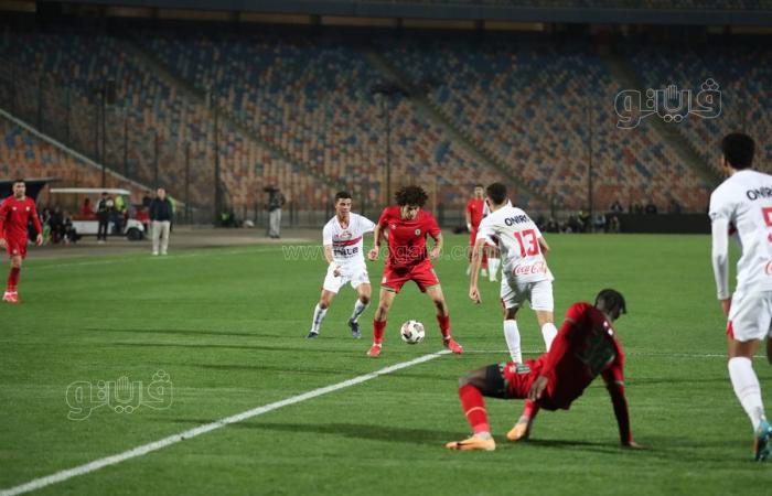 مودرن سبورت يحقق فوزه الأول في الدوري الممتاز على حساب الزمالك 0/1 (صور)الخميس 23/يناير/2025 - 09:05 م
الزمالك ومودرن سبورت في المبارة التي تقام على ستاد القاهرة الدولي، ضمن لقاءات الجولة التاسعة من الدوري المصري الممتاز.