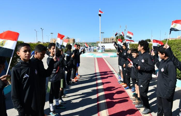 وزير الرياضة يتفقد مركز شباب الفتح بمدينة رأس غارب بمحافظة البحر الأحمر