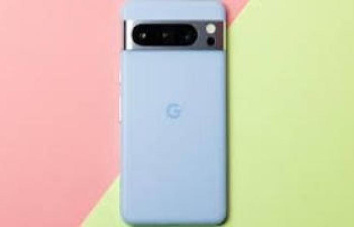 مستخدمو Pixel 4a يستعدون لمقاضاة جوجل بعد تراجع أداء البطارية لهذا السبب