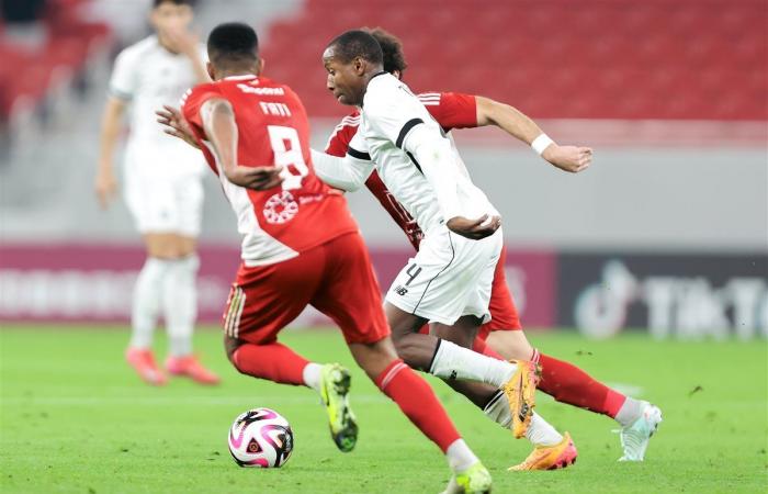 السد يفوز على العربي 3-1 ويرتقي لوصافة الدوري القطري (صور)الخميس 30/يناير/2025 - 07:52 م
العربي ضد السد في المباراة التي جرت مساء اليوم الخميس، على ملعب الثمامة المونديالي في منافسات الجولة الرابعة عشرة من الدوري القطري للمحترفين.