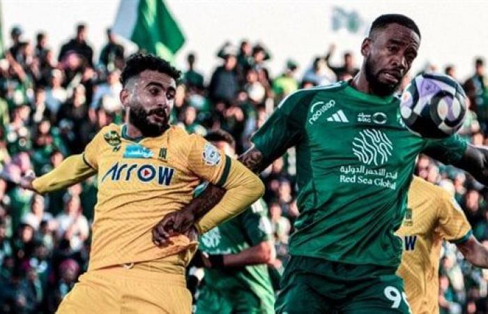 أهلي جدة يواصل زحفه للمربع الذهبي في الدوري السعودي بالفوز على العروبة (فيديو)الخميس 30/يناير/2025 - 06:13 م
كما يرغب فريق أهلي جدة في تحسين مركزه بدوري روشن السعودي للموسم الحالي، وهو ما لن يتحقق إلا بمواصلة طريق الانتصارات.