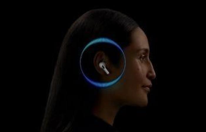 كيفية الاستفادة من سماعة AirPods Pro 2 مع ضعاف السمع.. خطوات