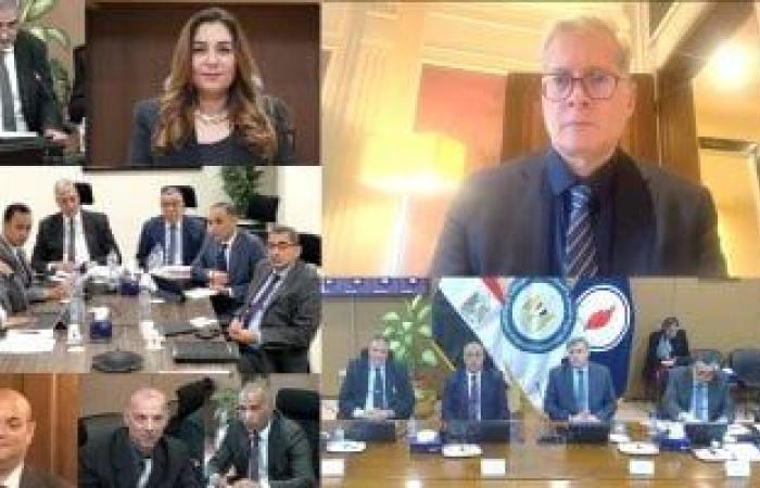 وزير البترول يطلب استغلال الطاقات الإنتاجية غير المستغلة بمصافى بالسويس