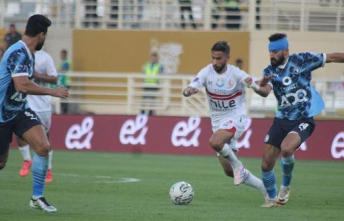 نصر إبراهيم: هذه طريقة فوز الزمالك على بيراميدزالجمعة 31/يناير/2025 - 03:23 ص
أكد نصر إبراهيم، نجم نادي الزمالك السابق، أن مباراة بيراميدز ستكون صعبة للغاية، مشددا على أن الفوز سيمنح الفريق ثقة كبيرة في المرحلة المقبلة.