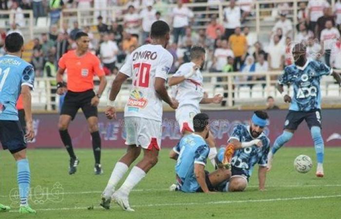 محمد صلاح: التفاصيل الصغيرة ستحسم مباراة الزمالك وبيراميدزالخميس 30/يناير/2025 - 11:29 م
قال محمد صلاح نجم الزمالك السابق، إن بيراميدز فريق جيد ويلعب على الفوز ولكن أتوقع فوز الزمالك في مباراة الغد.