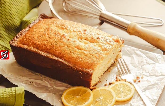 Refreshing Lemon Cake Recipe with Grated Lemon Zest