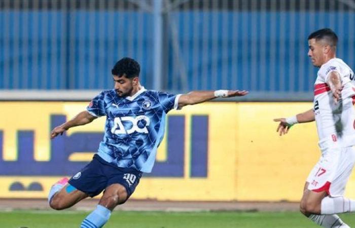 مصطفى فتحي يسجل الهدف الثاني لبيراميدز أمام الزمالكالجمعة 31/يناير/2025 - 08:29 م
سجل مصطفي فتحي هدف بيراميدز الثاني امام الزمالك في الدقيقة 65 من المباراة التي تقام بينهما الان، على استاد الدفاع الجوي، في إطار مباريات الجولة الحادية عشرة لمسابقة الدوري الممتاز. وكانت أخطر هجمات المباراة في الدقيقة 30 بعدما أهدر مصطفي شلبي أنفراد لصالح الزمالك، لترتد الكرة لسيف الجزيري ليسددها