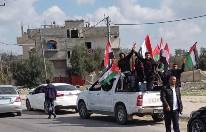 فلسطينيون في غزة يشيدون بموقف مصر الرافض للتهجير.. صور