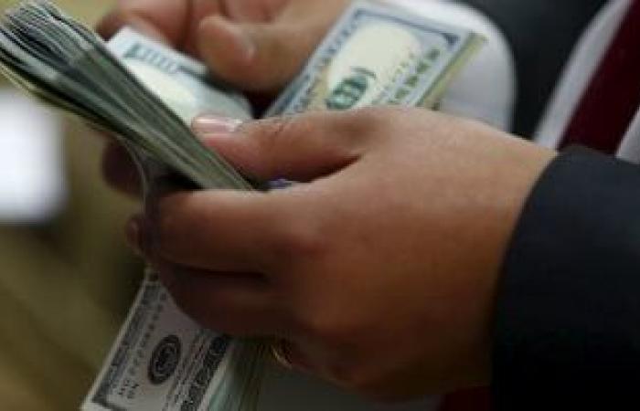 سعر الدولار أمام الجنيه فى البنوك يسجل 50.16 جنيه للشراء